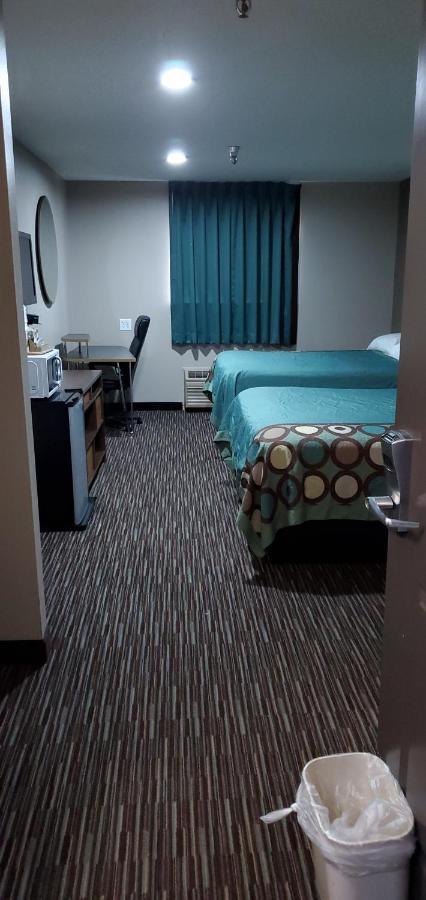 Super 8 By Wyndham Chickasha Hotel Buitenkant foto
